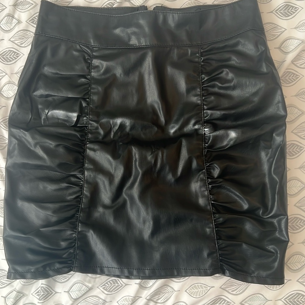 Zara black leather skirt